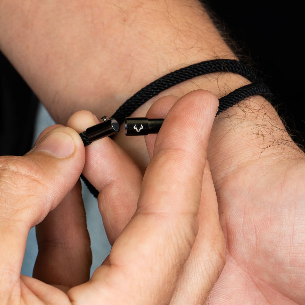 ALPENWOLF FREEDOM | Schwarzes Herrenarmband aus Nylon