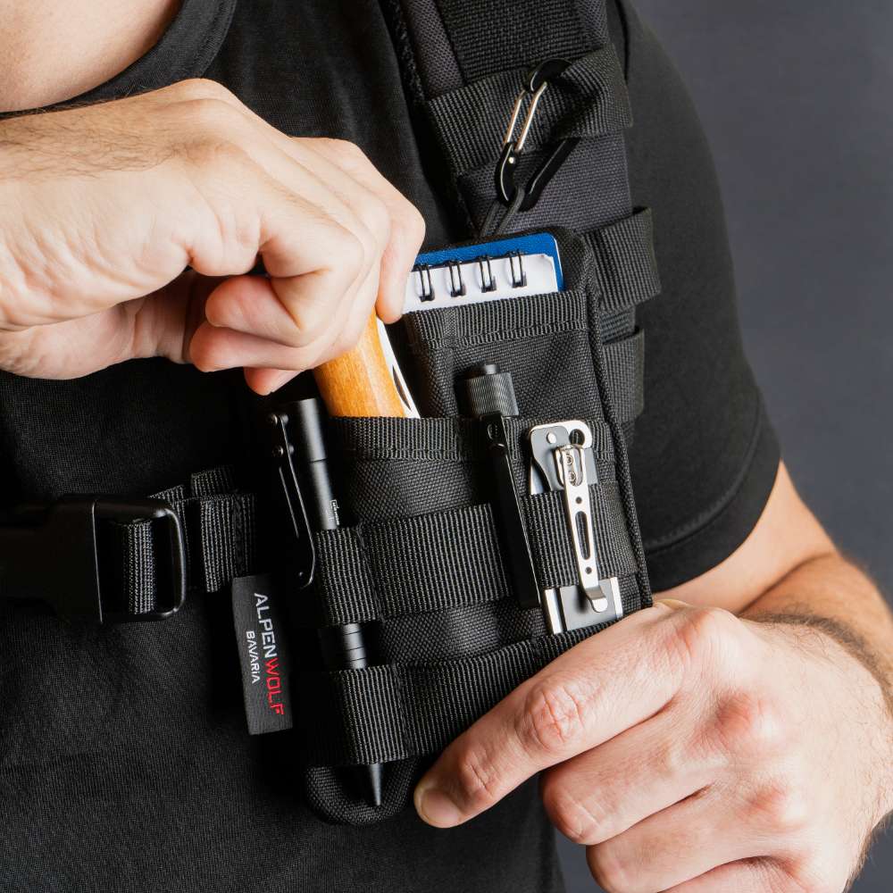 ASTRA EDC-Tasche – kompakter Organizer mit Reißverschlussfach