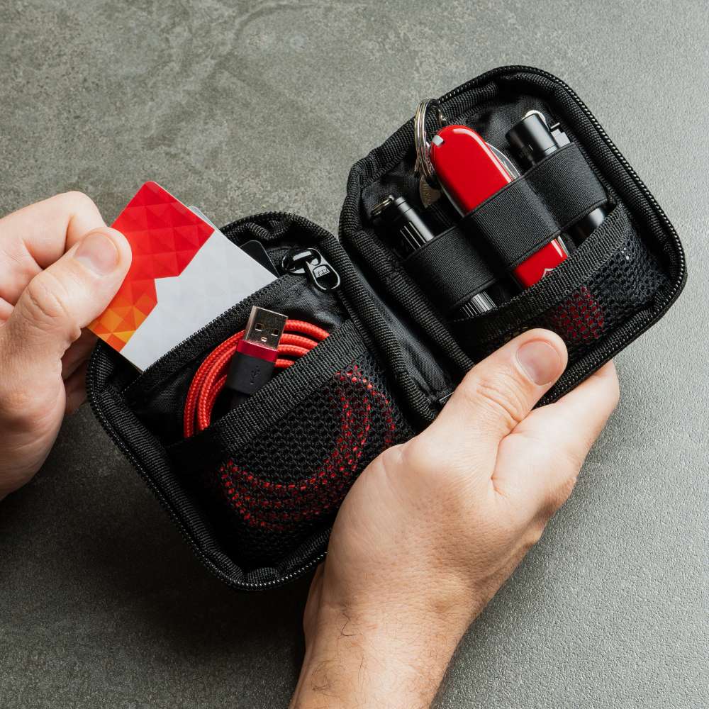 ALPENWOLF EDC-TASCHE NOVA – kompakter Organizer mit Reißverschluss