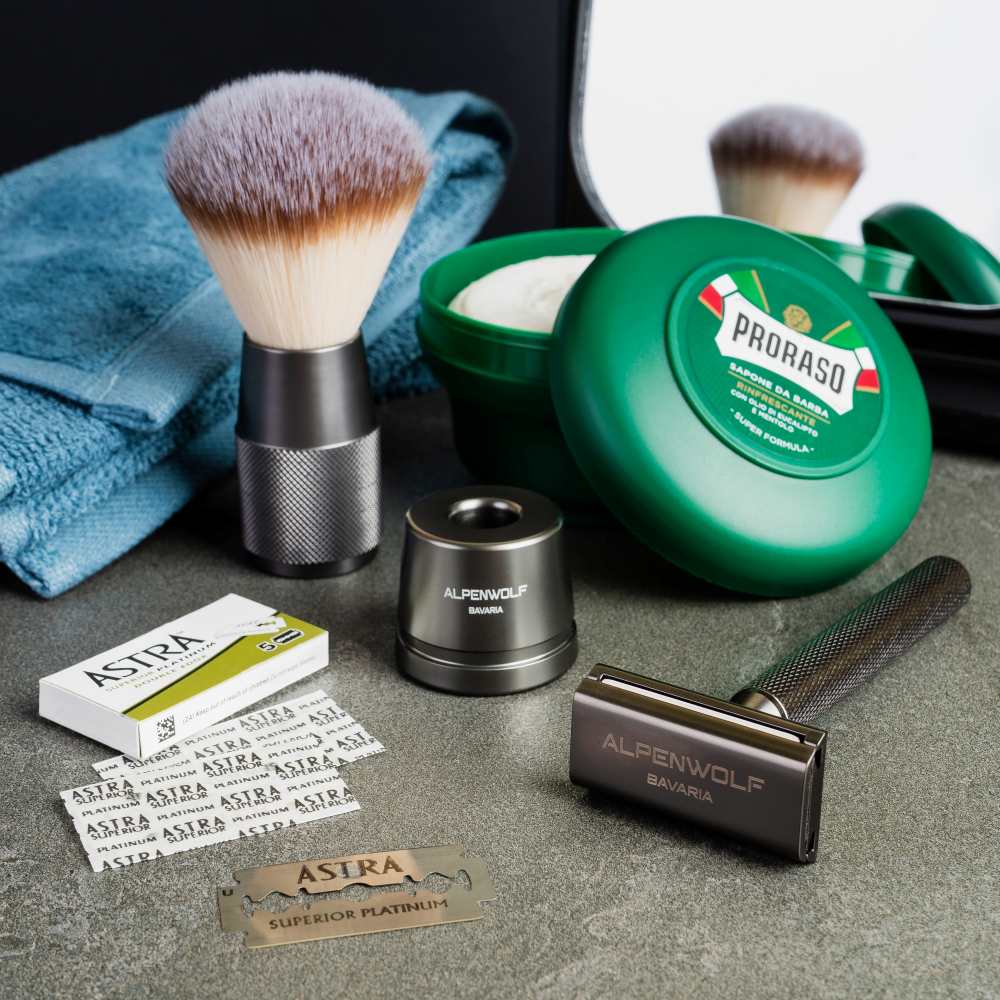Rasur Geschenkset – ALPENWOLF Hobel, Pinsel &amp; Proraso