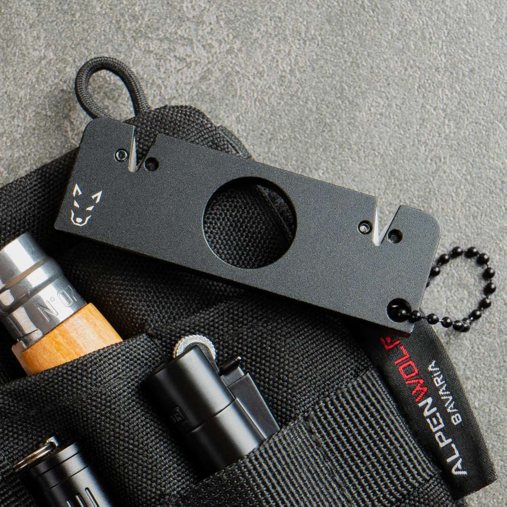 ALPENWOLF Messerschärfer – 2-Stufen Pocket Sharpener für unterwegs