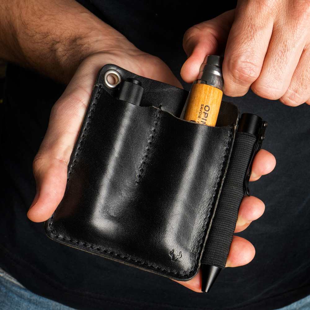 Manshit MUSTANG+ | EDC-Tasche aus Rindsleder | Made in Germany - MANSHIT