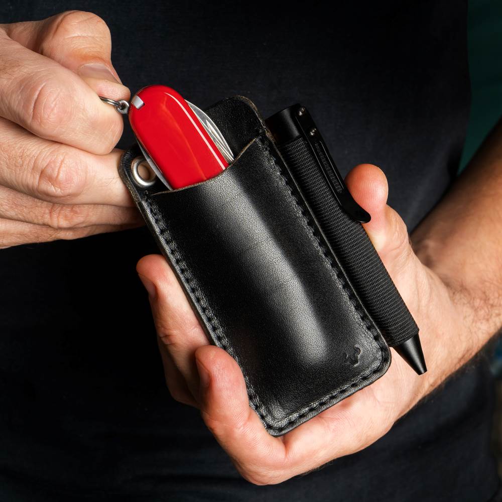 Manshit SHADOW+ | EDC-Tasche aus Rindsleder | Made in Germany - MANSHIT